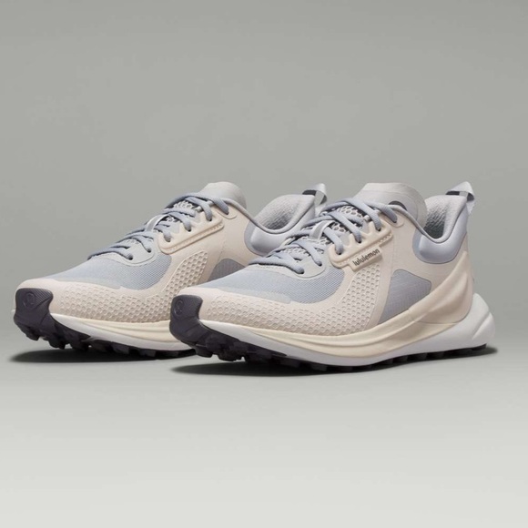 💙NWT LULULEMON WOMENS  BLISSFEEL TRAIL RUN RUNNING SHOE SIZE 8 - Picture 3 of 13